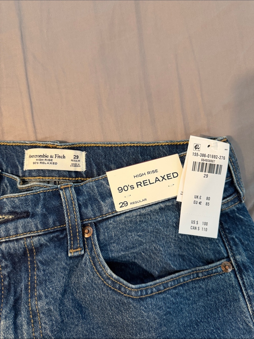 Abercrombie & Fitch The ‘90s Relaxed High Rise Jean - Picture 3 of 3